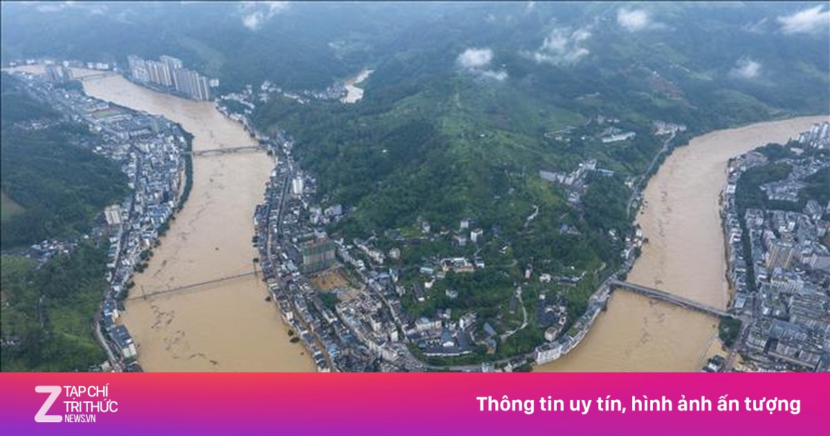 Lũ lụt nghiêm trọng tại Trung Quốc khiến trên 80.000 người phải sơ tán