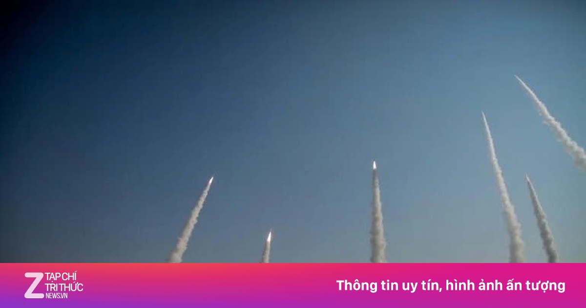 Sự thật phía sau kho tên lửa 3.000 quả của Iran