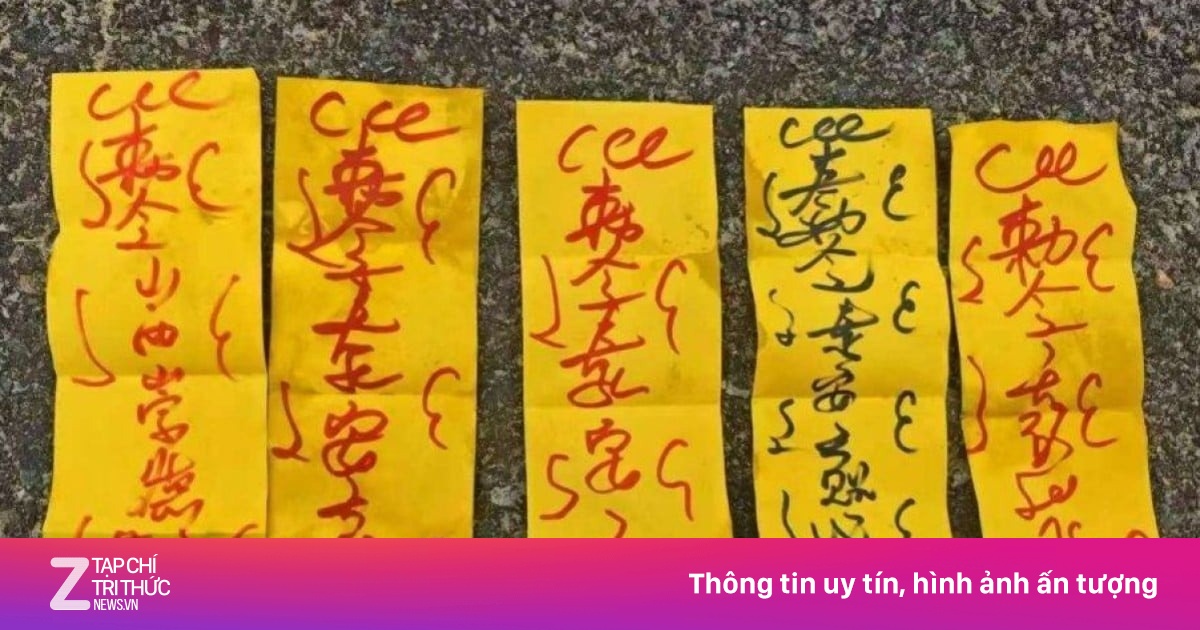 Đội bóng Trung Quốc bị phạt vì dán bùa trong phòng thay đồ của đối thủ