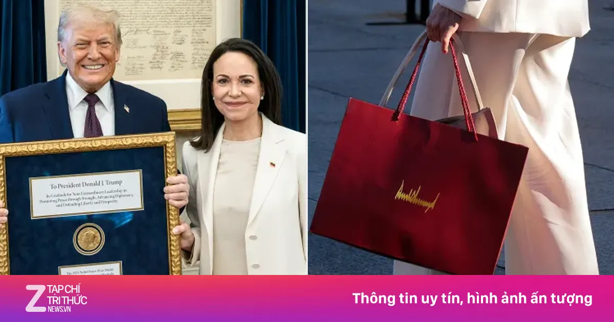 Được tặng huy chương Nobel Hòa bình, ông Trump đáp lễ bằng chiếc túi