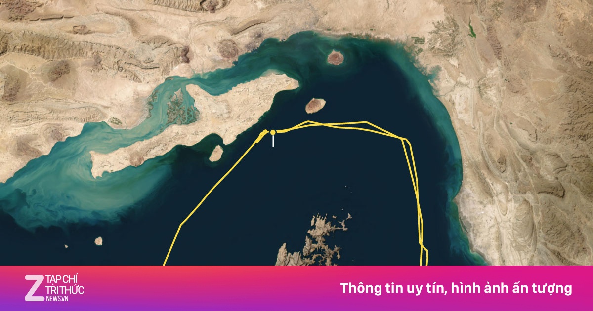 Vết dầu loang 52 km vuông: Đảo Kharg 'ngộp thở' vì phong tỏa