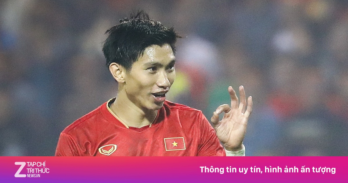 Giá trị của Văn Hậu giảm một nửa