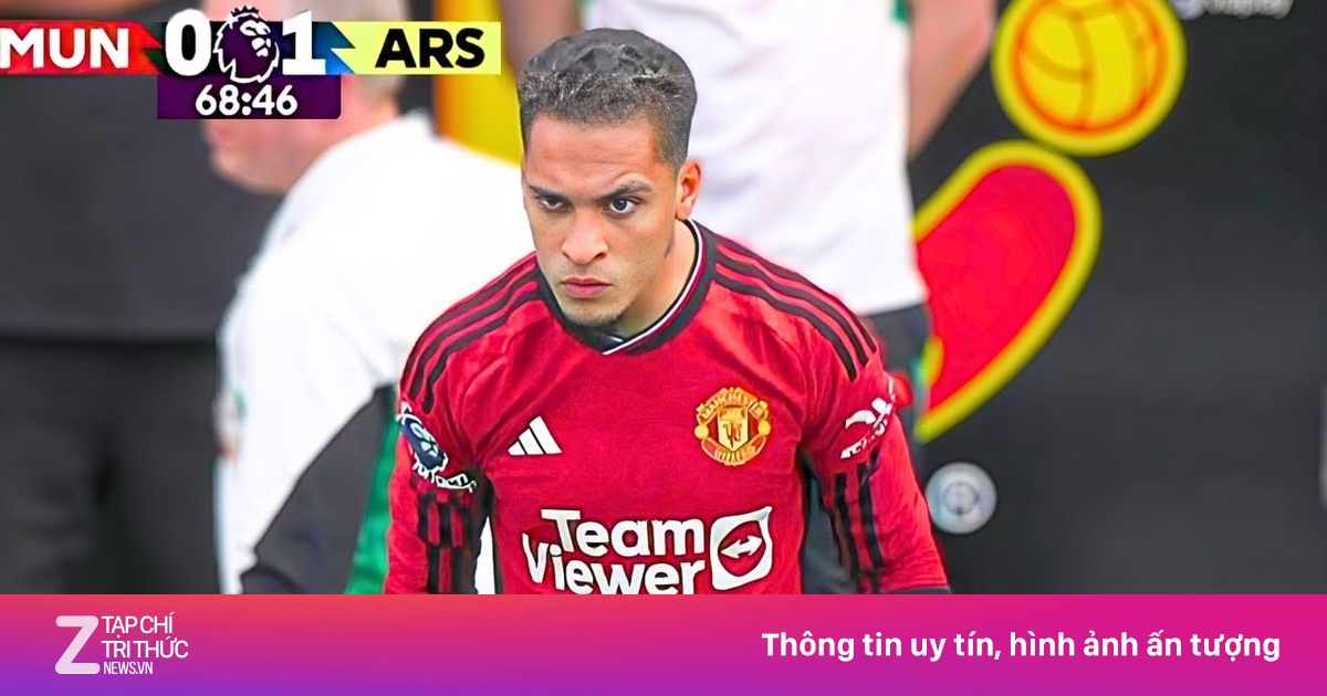 Các cầu thủ Brentford trong trận đấu