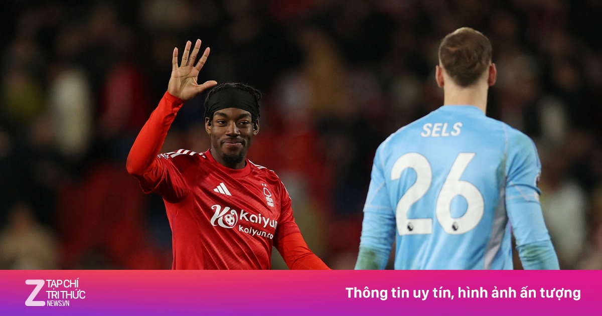 Elanga tăng giá chóng mặt