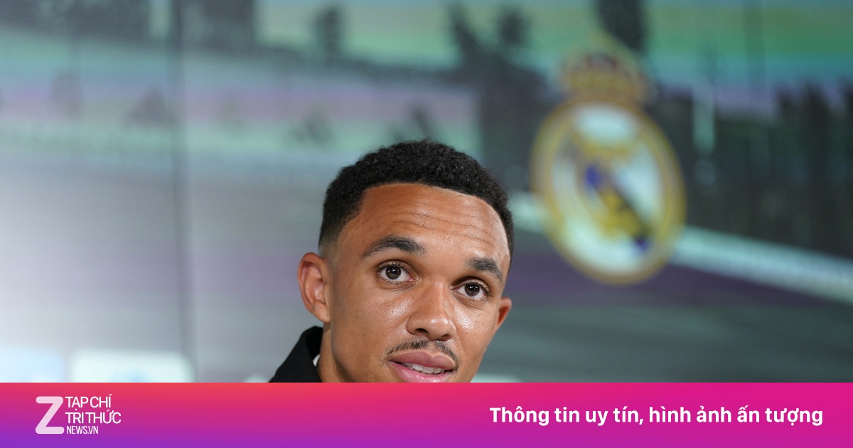 Alexander-Arnold gây bất ngờ với khả năng nói tiếng Tây Ban Nha