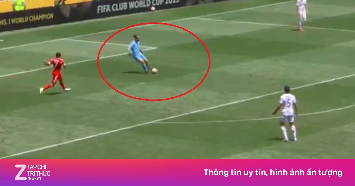 Bàn thắng như trò đùa của Bayern khi hủy diệt Auckland 10-0