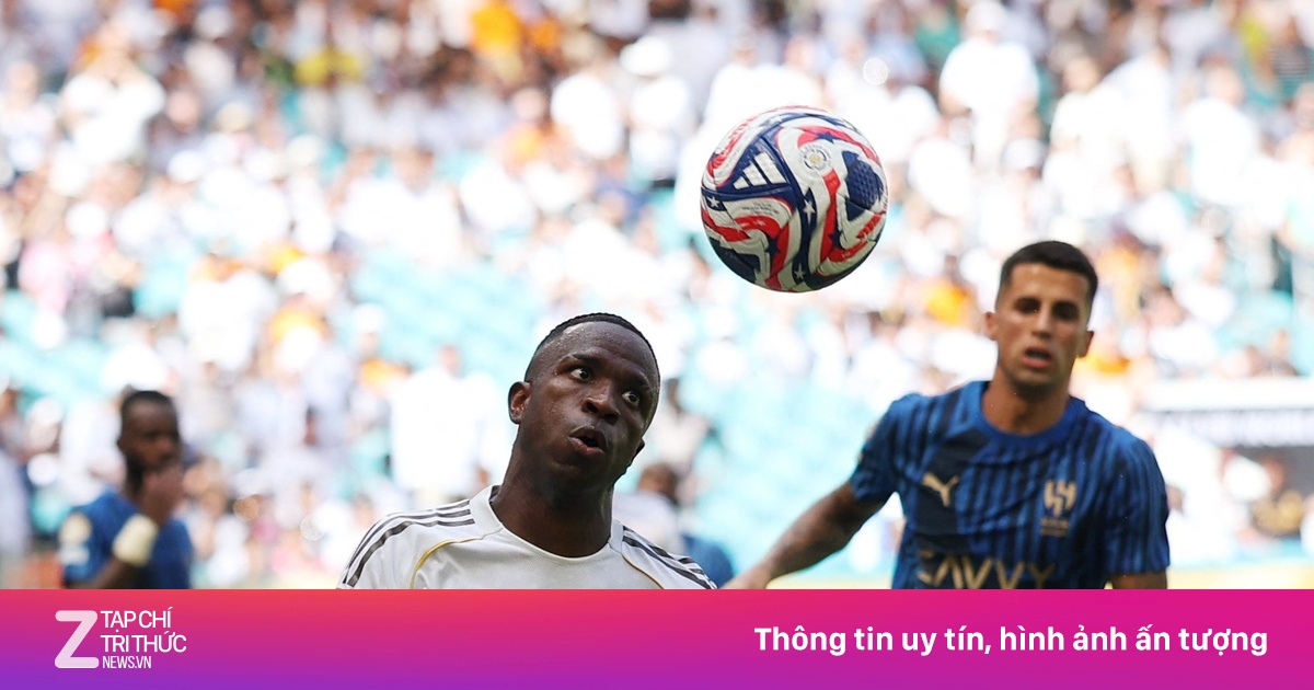 Vinicius hóa trò cười