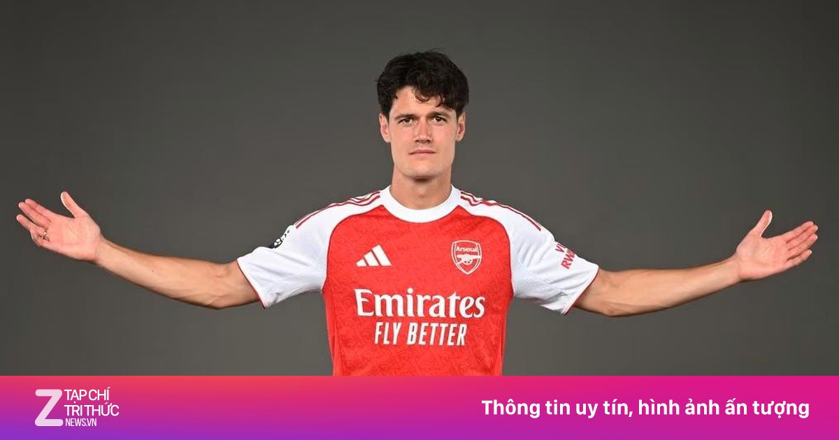 Arsenal công bố tân binh thứ 3
