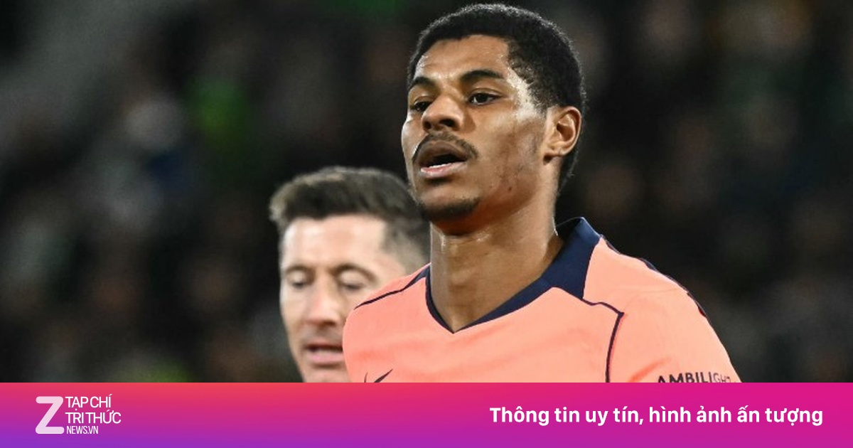 Rashford thăng hoa, Barca hơn Real 4 điểm