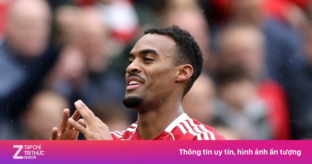 'Cú sốc kép' cho Liverpool trước trận gặp MU