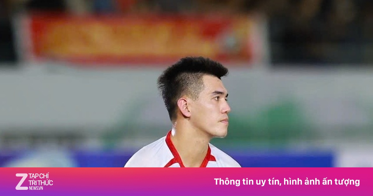 Tuyển Việt Nam đùa với lửa