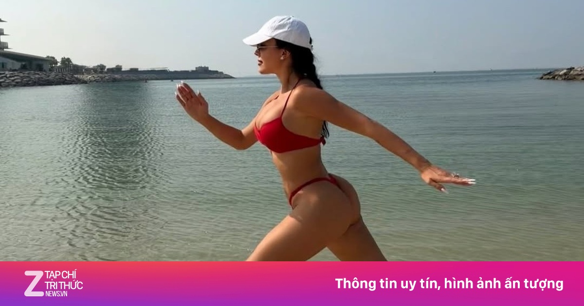 Bức ảnh gợi cảm của vợ Ronaldo