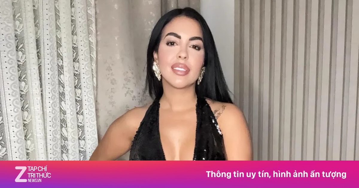 Bà mẹ đơn thân gây sốt vì giống bạn gái Ronaldo