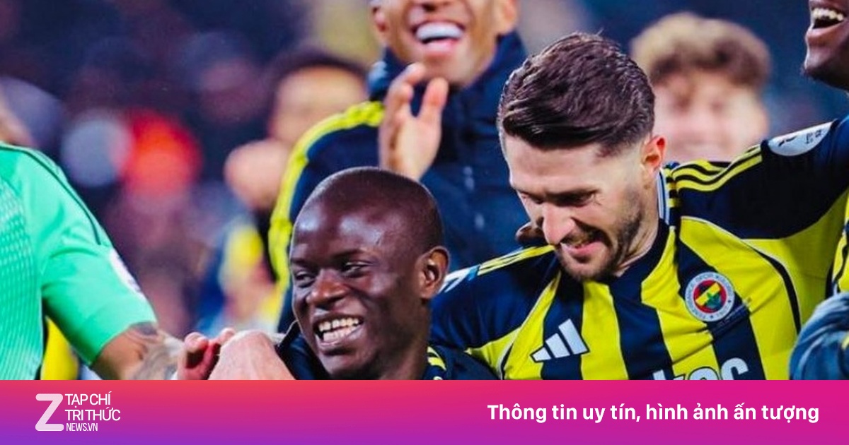 Khoảnh khắc ngại ngùng của Kante khi ra mắt CLB Al Ittihad