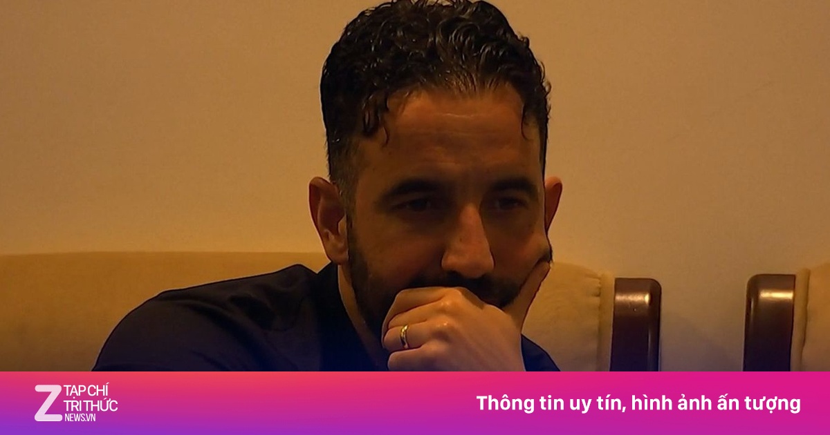 Ruben Amorim Lần Đầu Xuất Hiện Sau Khi Rời MU, Thư Giãn Trên Khán Đài Tennis