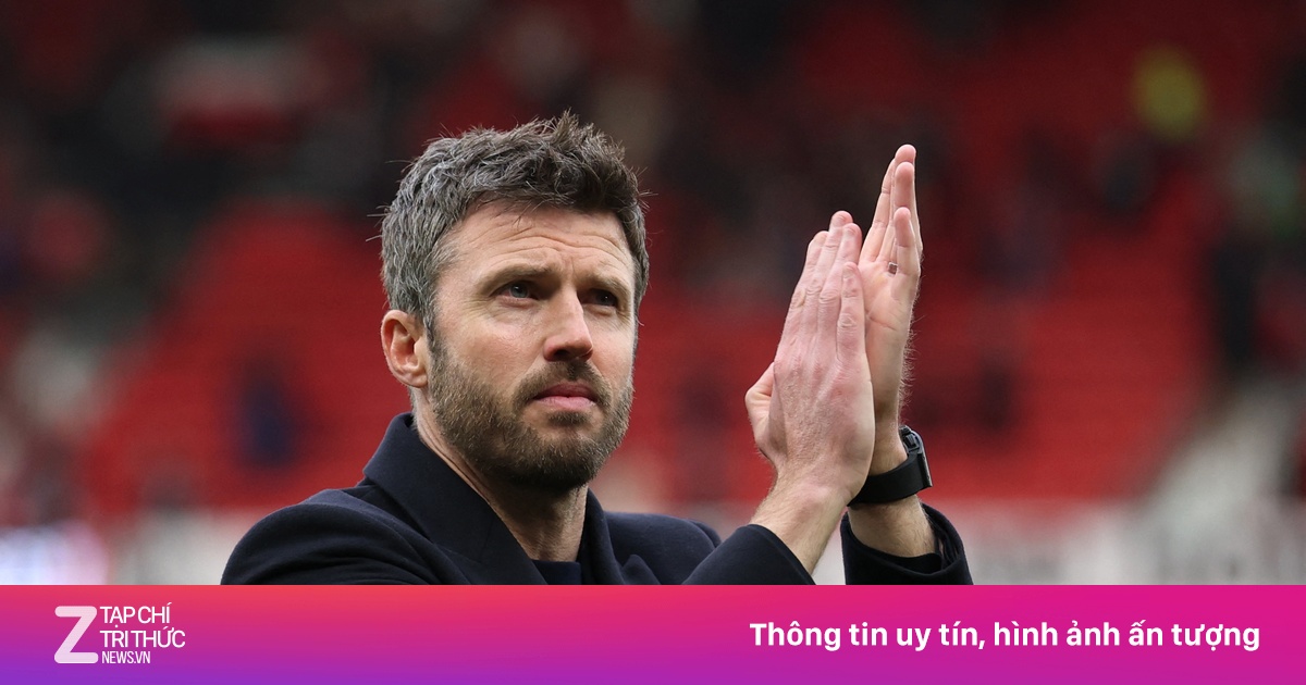 Carrick tính chuyện dài hơi với MU