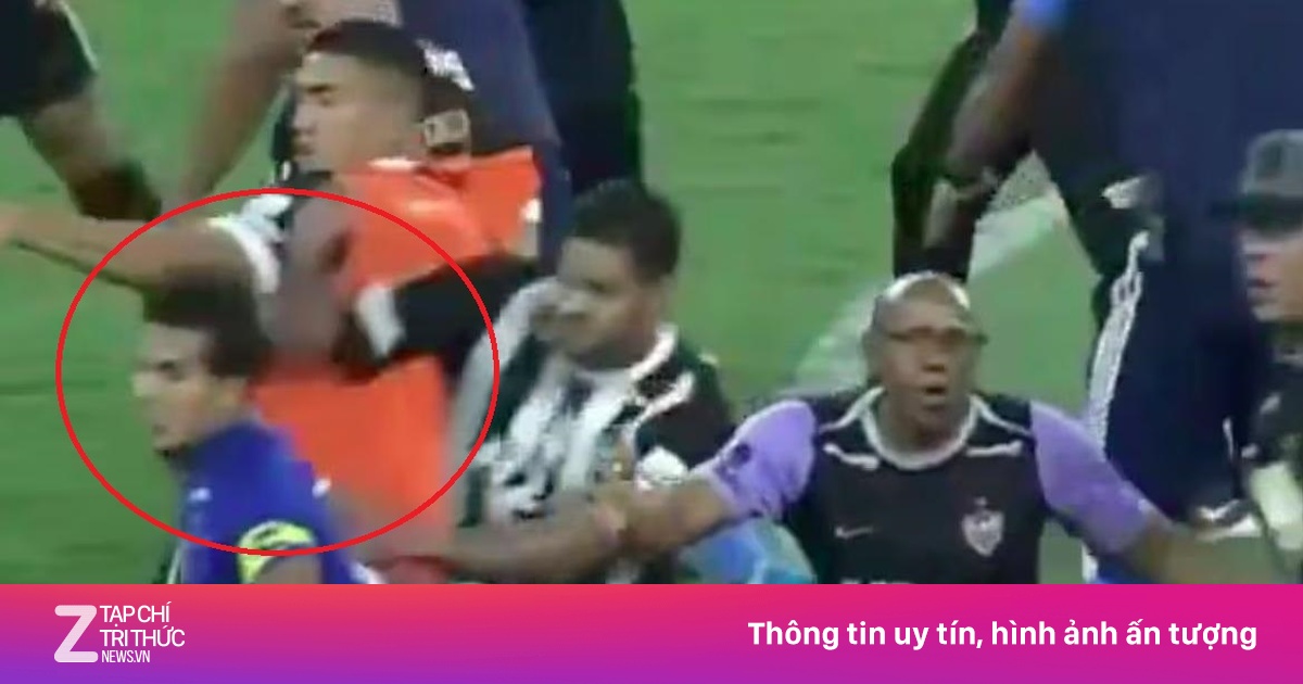 Hulk đấm đối thủ, 23 thẻ đỏ trong trận chung kết bạo lực nhất Brazil