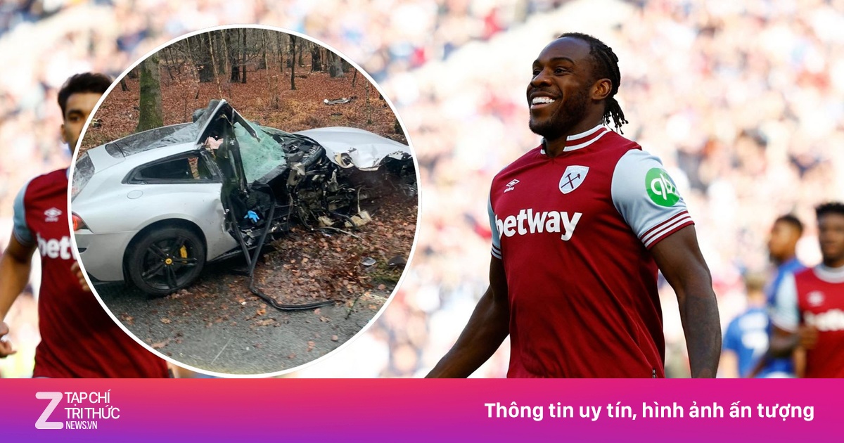 Giây phút hãi hùng giữa bom đạn của cựu sao Premier League