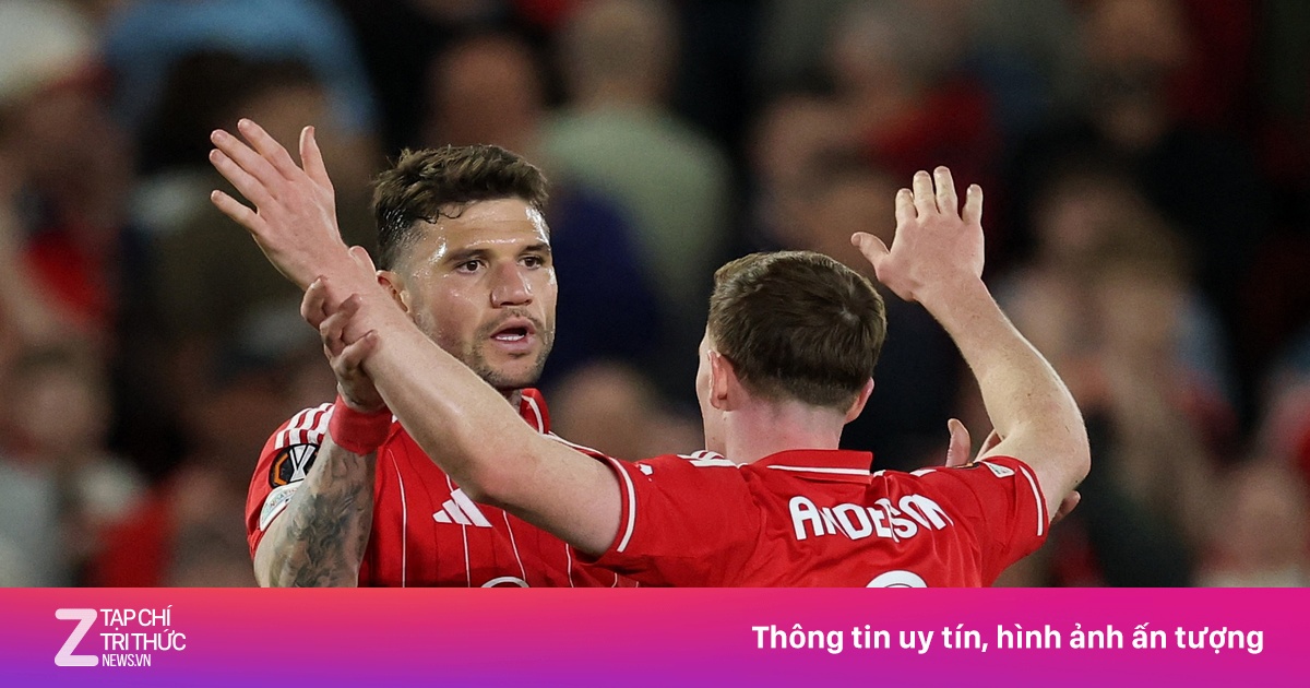 Forest quật ngã Aston Villa: Chris Wood tỏa sáng trên chấm phạt đền