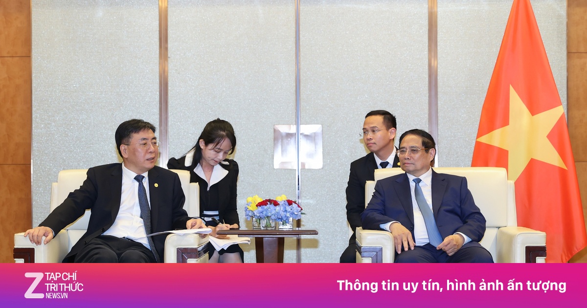Thủ tướng đề nghị COMAC thúc đẩy mua bán, cho thuê máy bay