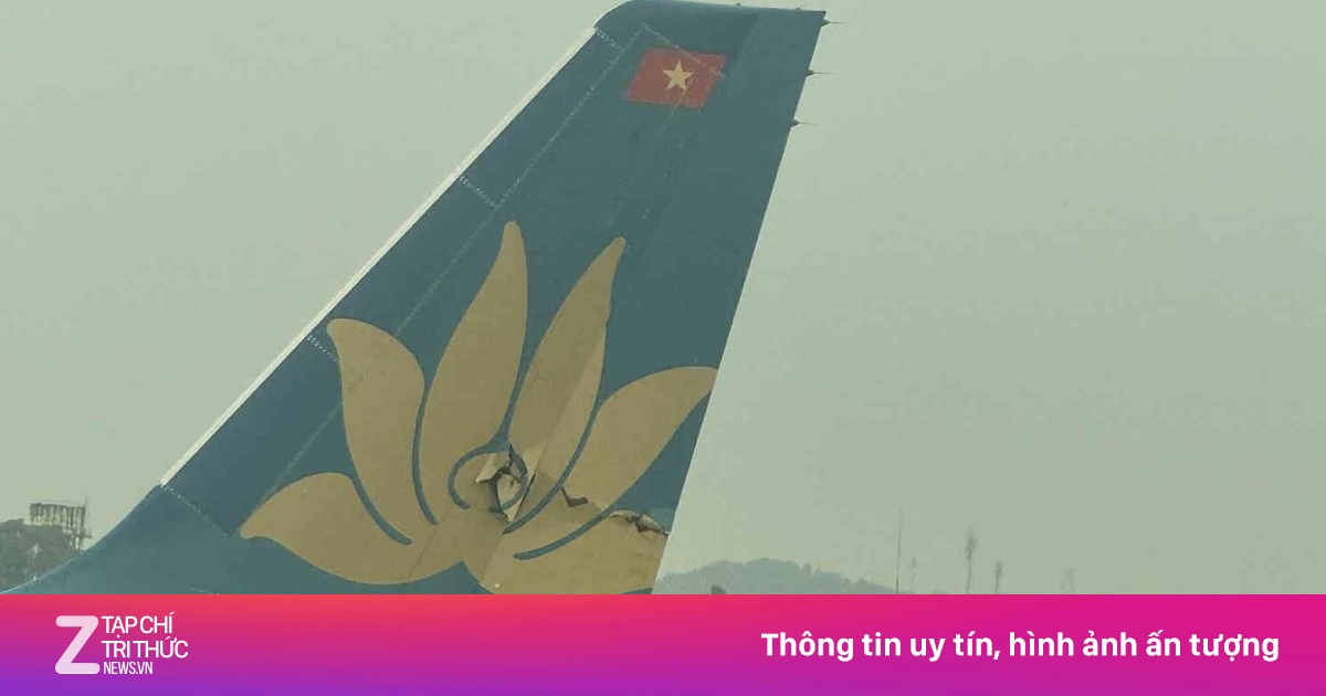 2 máy bay va quệt tại sân bay Nội Bài