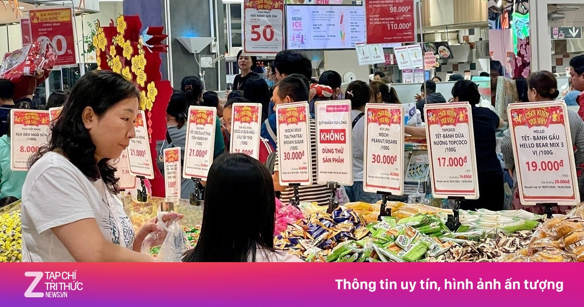 Giá cả 'leo thang' theo Tết