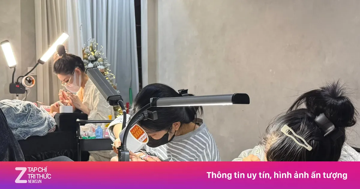 Hà Nội: Sôi sục dịch vụ làm đẹp chơi Tết, khắp nơi kín lịch đến khuya