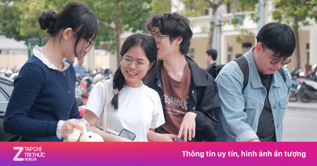 Đêm nhạc 'Dạ khúc tháng Tư' của sinh viên Xuất bản