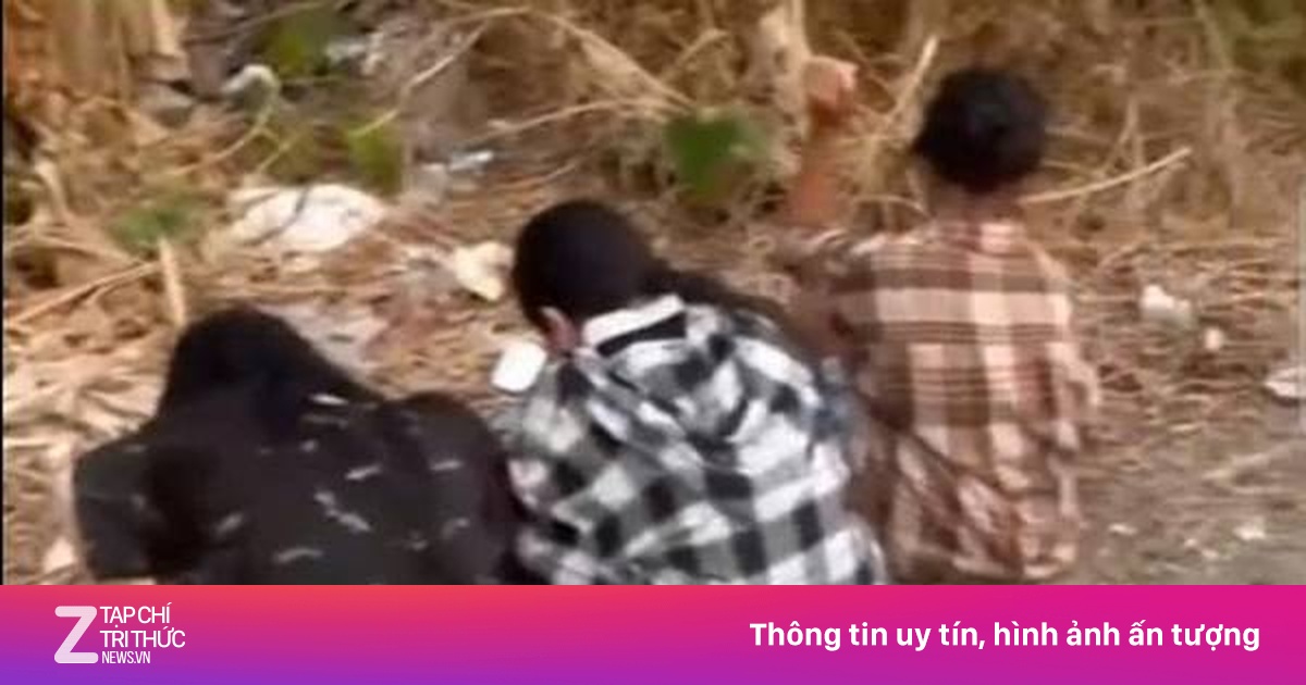 3 thiếu nữ trộm xe máy ở chợ
