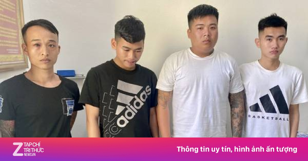 Bắt quả tang nhóm bảo kê kinh doanh ở biển Hải Tiến