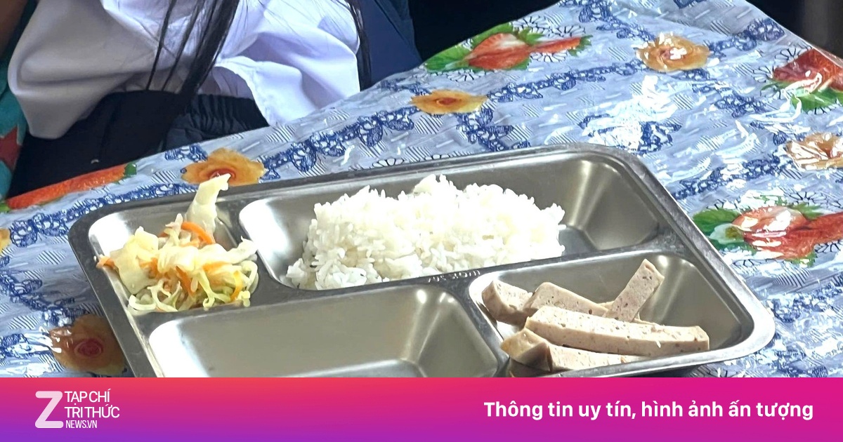 Đà Nẵng yêu cầu minh bạch thực đơn sau vụ suất ăn vài lát thức ăn