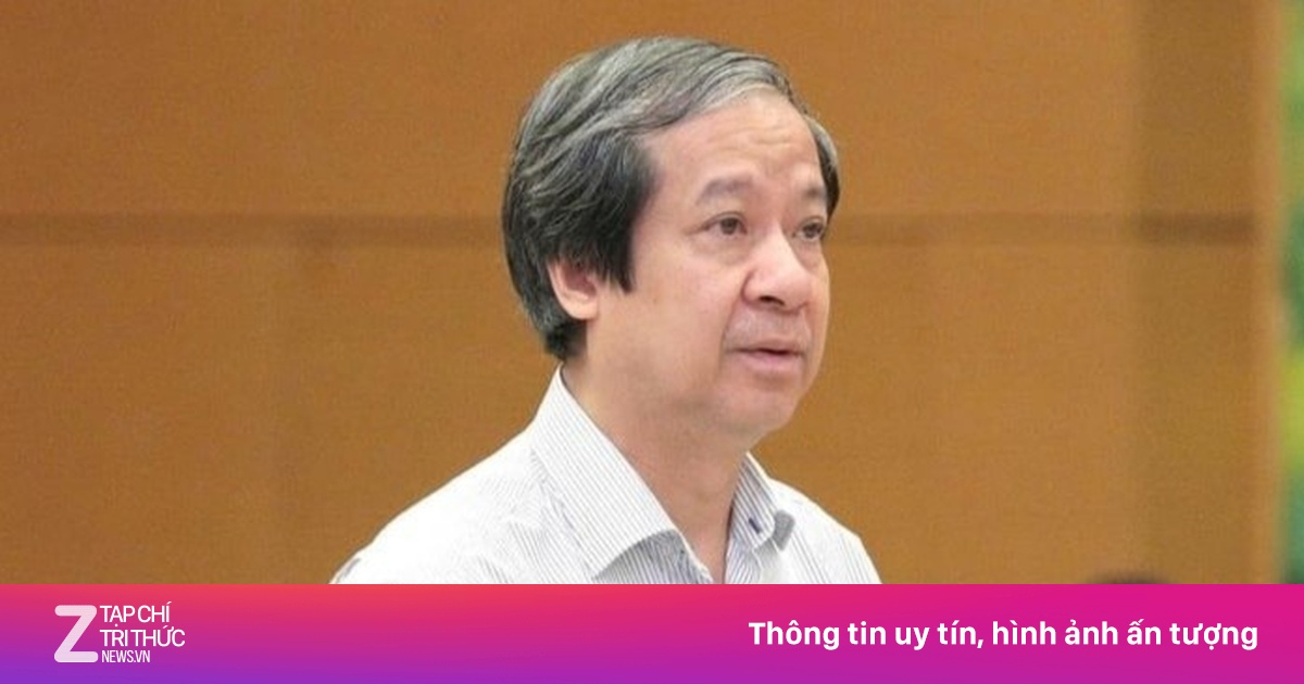 Bộ trưởng GD&ĐT nói về việc cấm giáo viên dạy thêm học sinh chính khóa