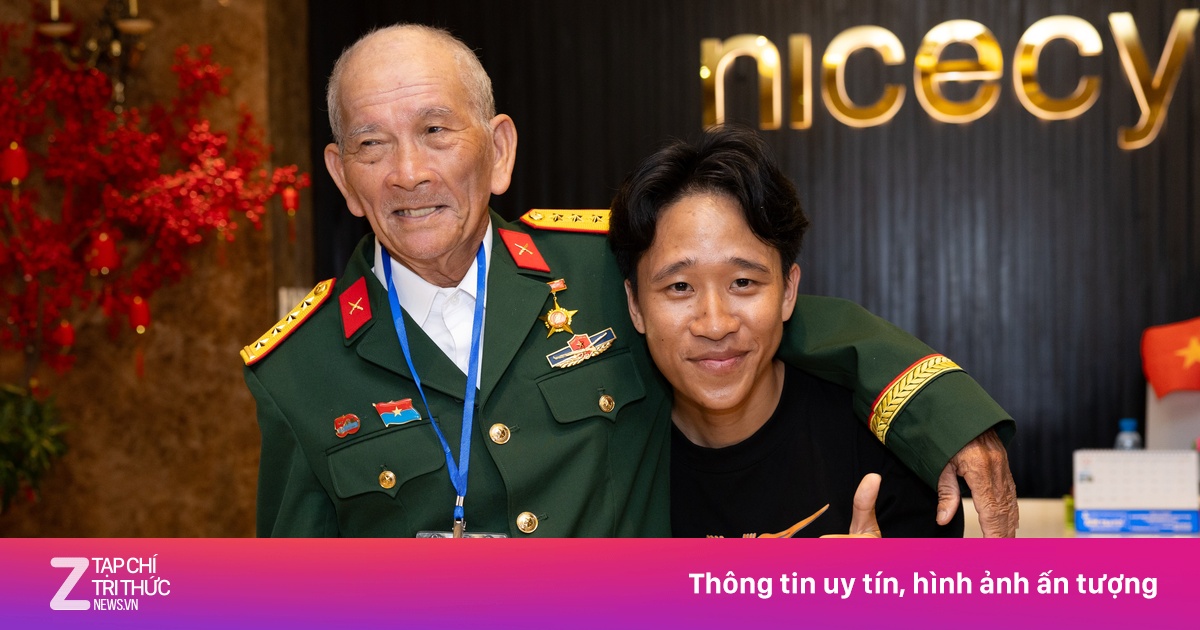 Cuộc gặp đặc biệt với cựu binh U80 đi xe máy vào TP.HCM xem diễu binh