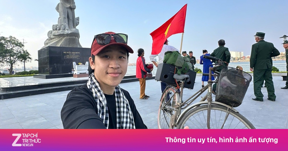 10X đạp xe vào TP.HCM xem diễu binh: Tưởng đã bỏ cuộc ở ngày thứ 3
