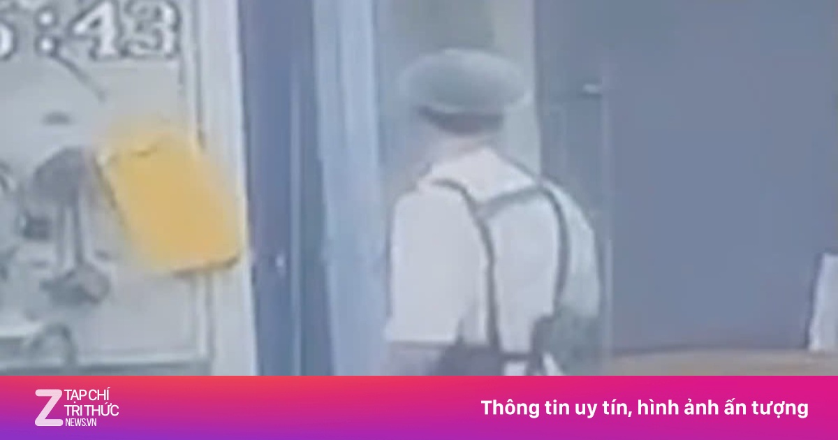 Bị đồng nghiệp chơi khăm nhốt vào kho lạnh -18 độ C ở Trung Quốc