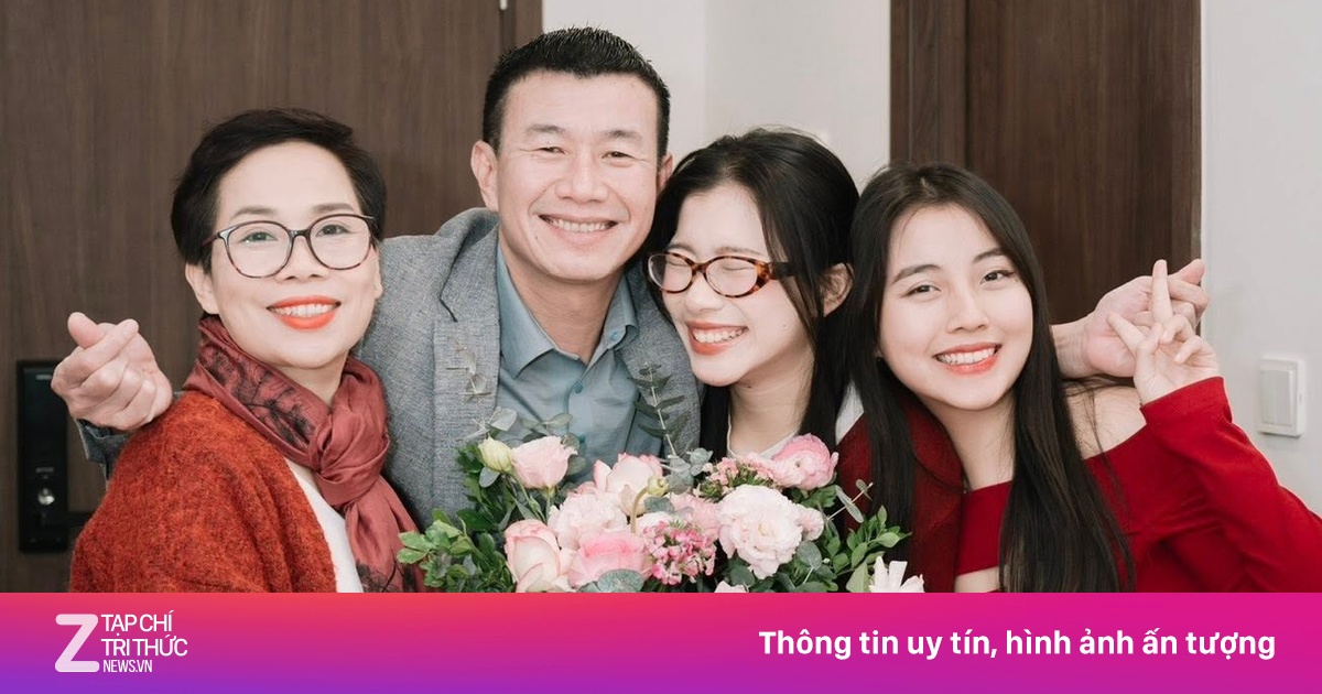 Gia đình TikToker triệu view bị tẩy chay sau clip 'đòi tai nghe'