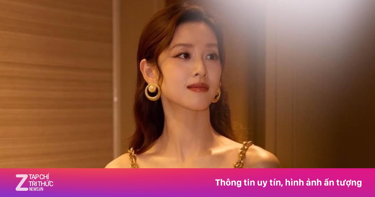 'Hot girl trà sữa' sau 15 năm nổi tiếng