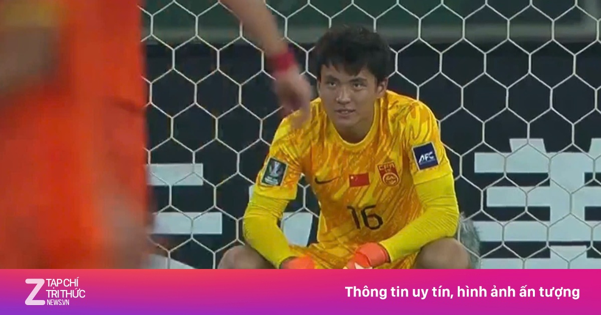 Ánh mắt bất lực của Li Hao