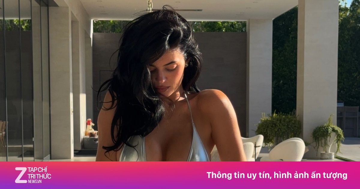 Hối hận vì nâng ngực