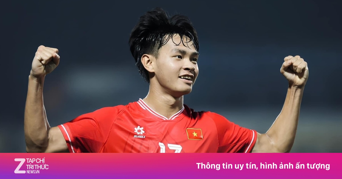 Tiền đạo U23 Việt Nam Bùi Vĩ Hào đón tin vui vợ mang bầu sau hơn 2 năm kết hôn