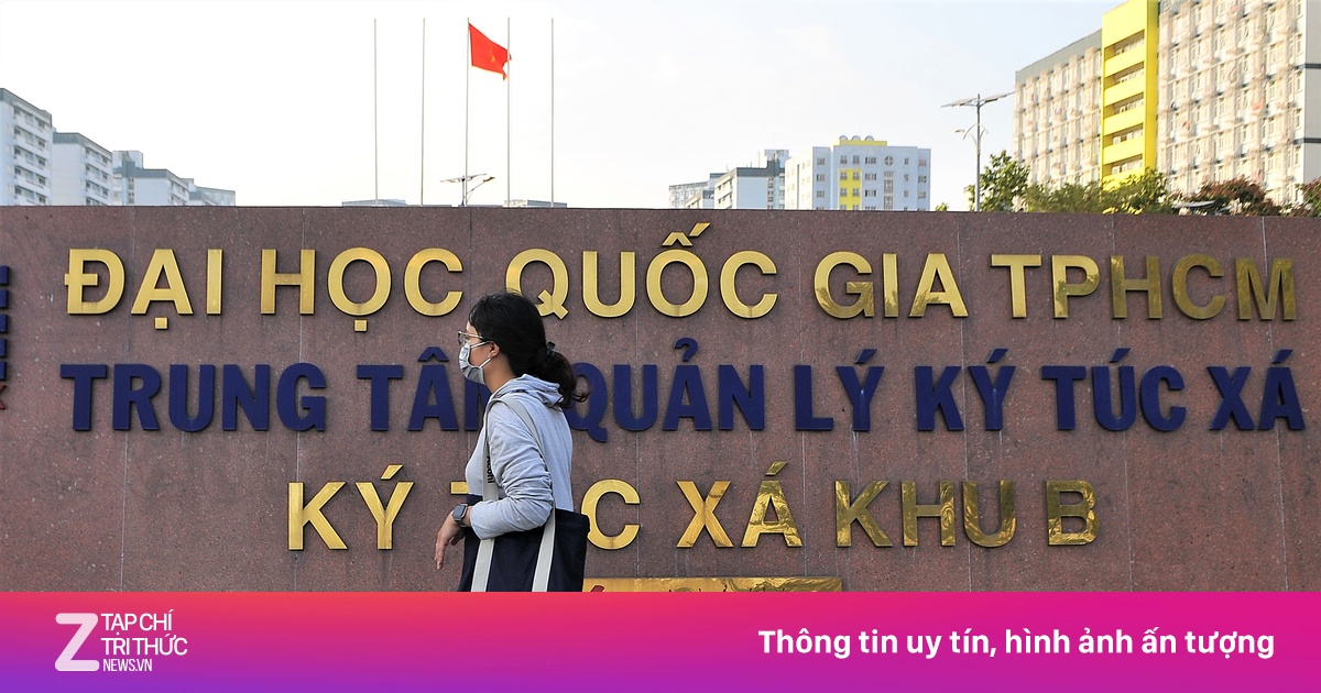 Đại học Quốc gia TP.HCM hỗ trợ 1,3 triệu đồng và tổ chức xe về quê cho sinh viên đón Tết