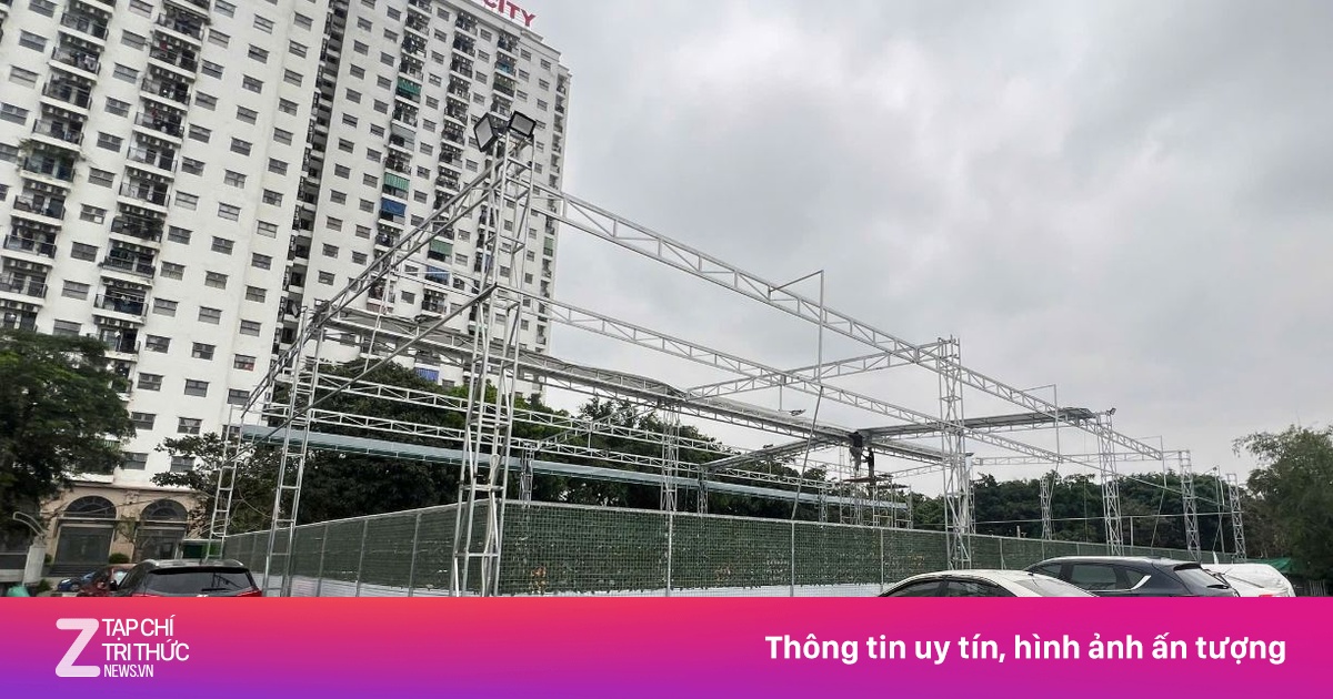 Tháo dỡ sân pickleball tại Long Biên sau chỉ đạo của Chủ tịch Hà Nội