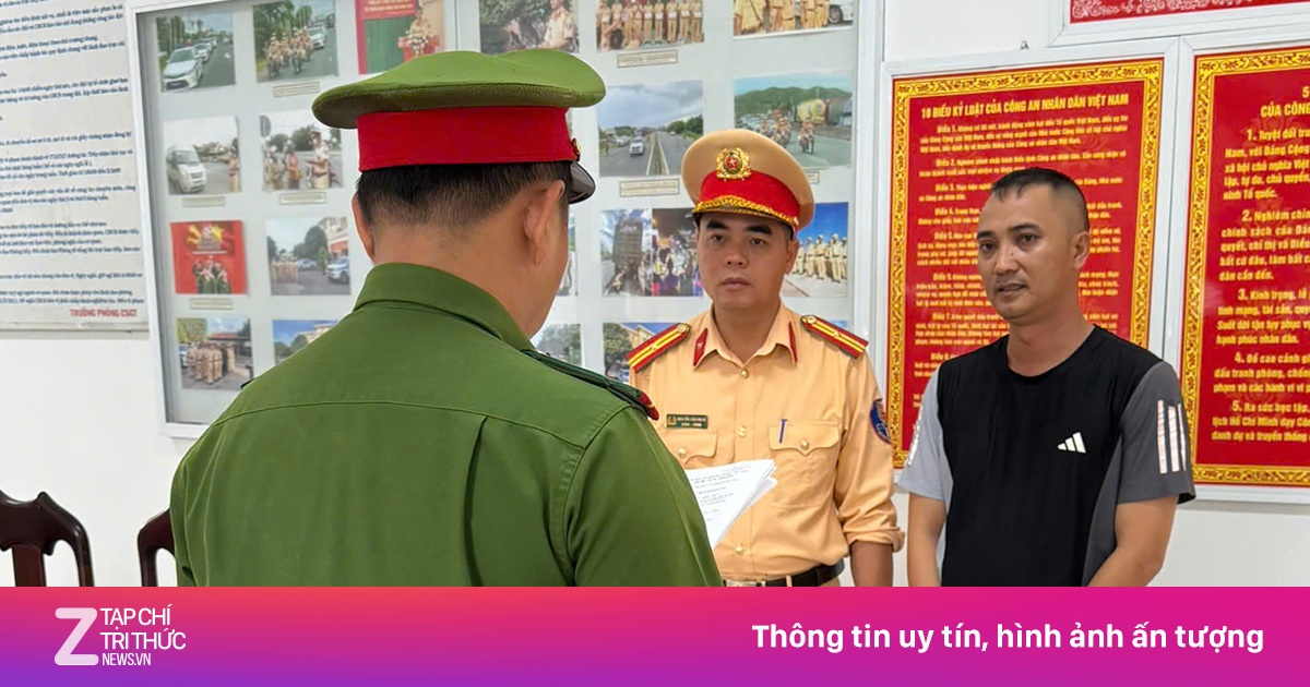 Tạm giữ hình sự tài xế ôtô dùng gậy bóng chày đánh người đi xe máy