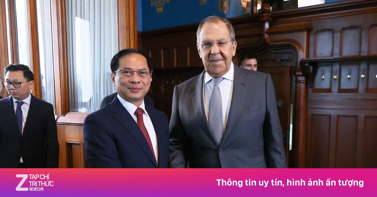 Chuẩn bị chuyến thăm và dự lễ duyệt binh tại Nga của Tổng Bí thư