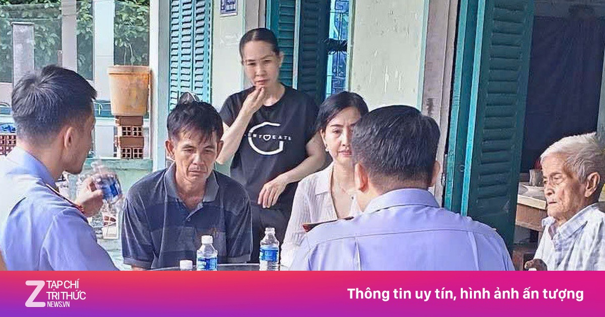 Cục điều tra VKSND tối cao làm việc với mẹ nữ sinh ở Vĩnh Long