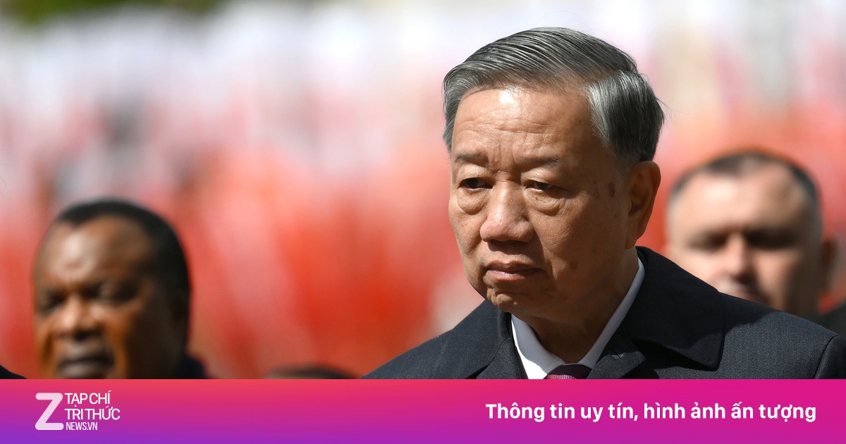 Tổng Bí thư và lãnh đạo các nước tưởng niệm liệt sĩ ở Quảng trường Đỏ