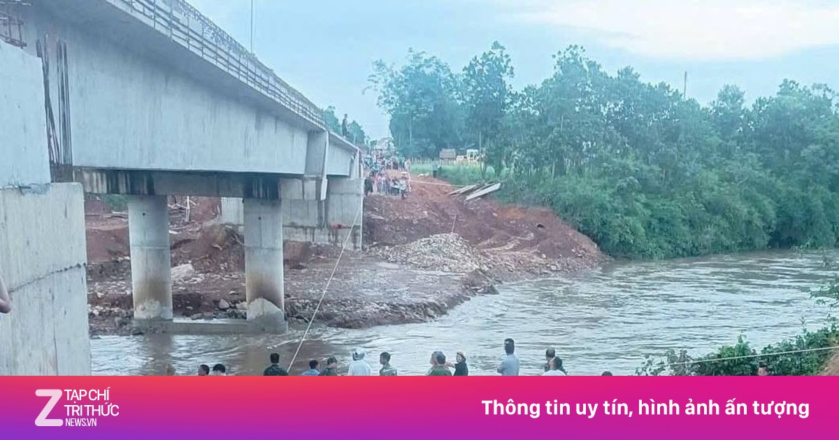 7 học sinh bị lũ cuốn, một em ngừng hô hấp, 3 em mất tích