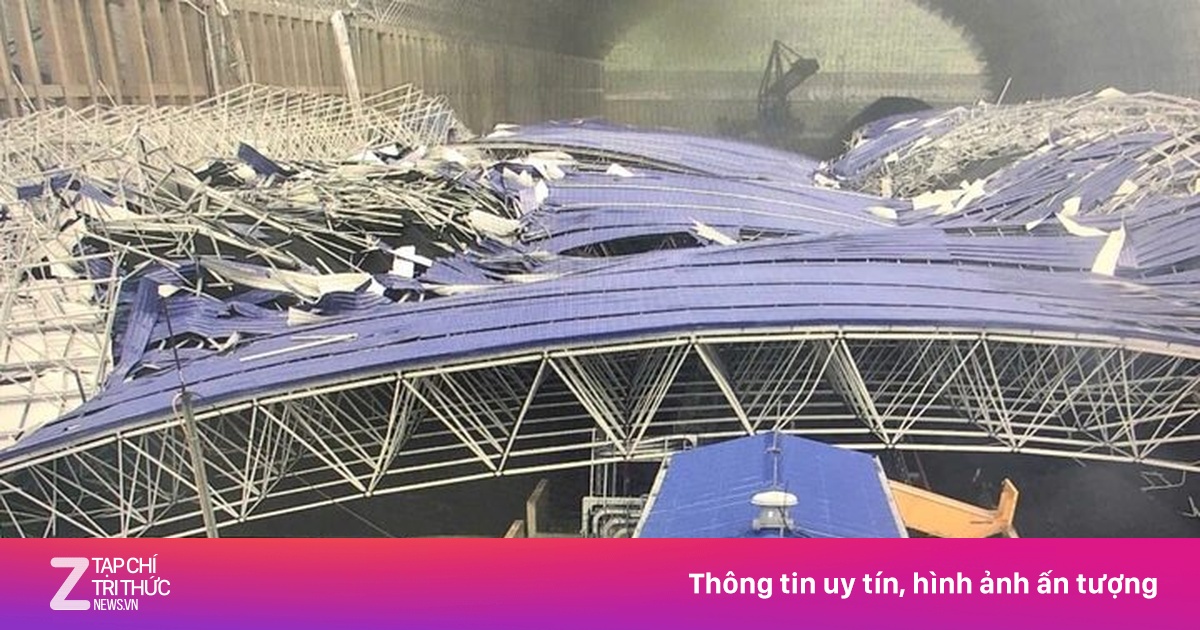 Bão cuốn sập mái kho chứa than của Nhà máy nhiệt điện Vũng Áng II