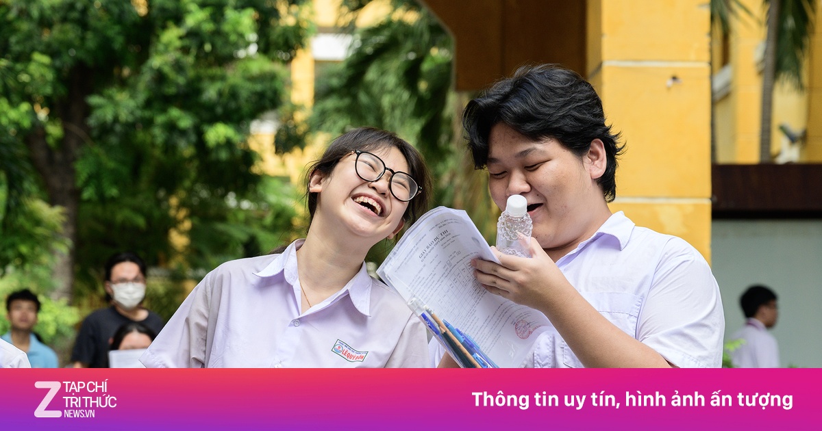 Loạt đại học công bố điểm sàn, chạm mốc 25