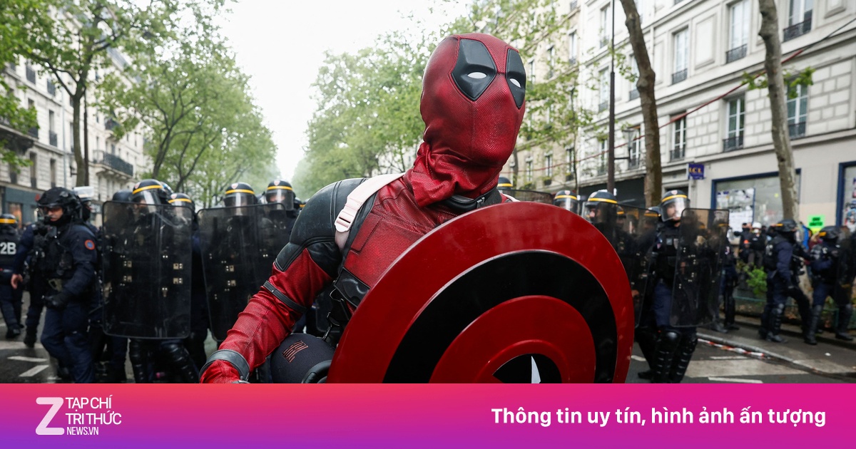 'Deadpool' xuất hiện trong biểu tình ở Pháp | Znews.vn